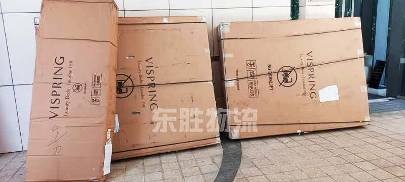 此圖為拆裝家具發(fā)貨到香港，采用中港物流發(fā)貨